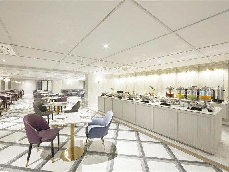 Hotel The Quarter Ploenchit By Uhg Bangkok Esterno foto