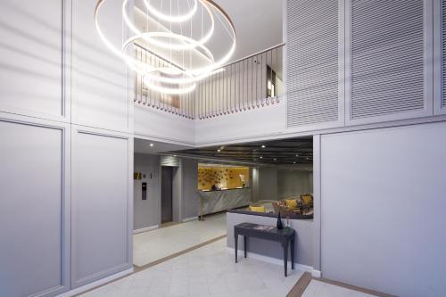 Hotel The Quarter Ploenchit By Uhg Bangkok Esterno foto